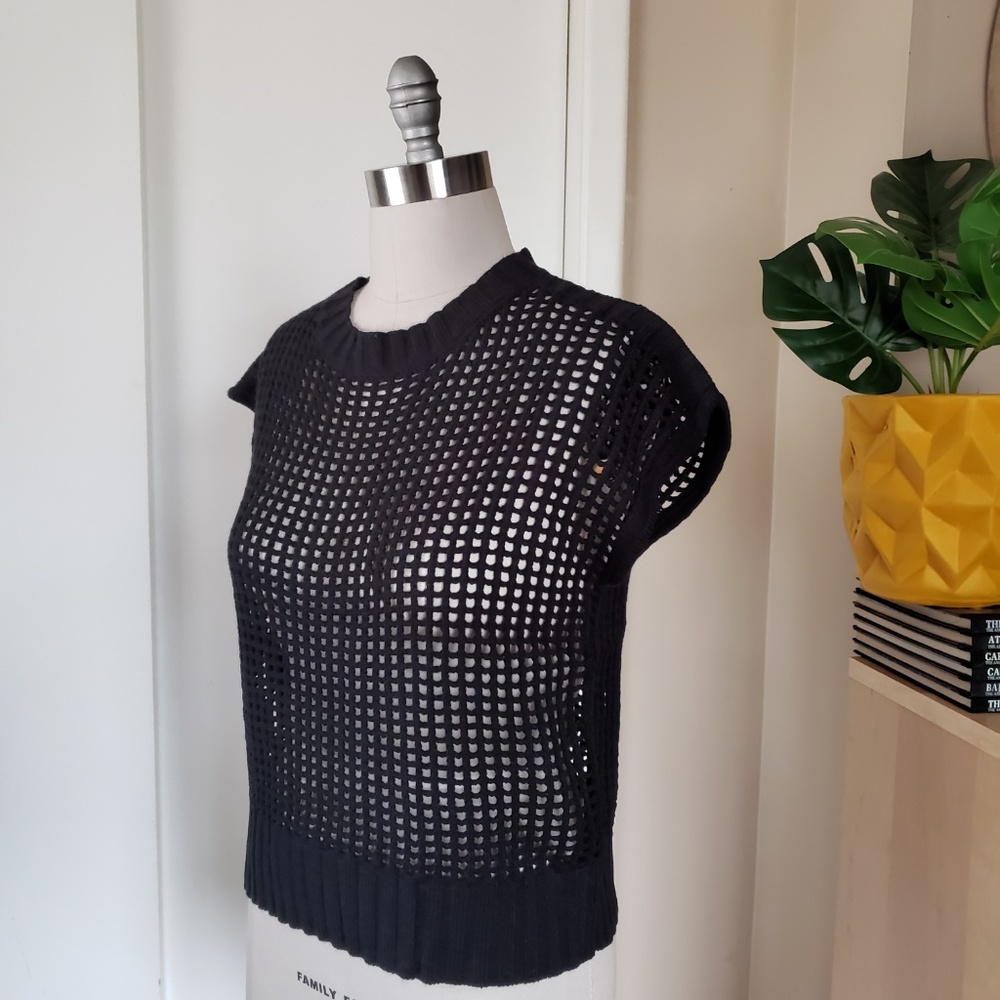 Women's Open-Knit Sweater Top Size Small NEW!